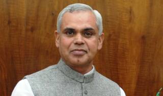 Himachal Pradesh governor Acharya Devvrat urges youth to inculcate moral values, nationalism at Shimla Nursing College