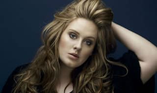 Adele hits back against breastfeeding pressure