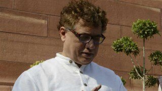Guess Who is Clown, Tweets Derek O' Brien; Will do Once we Meet, Governor Gives Back