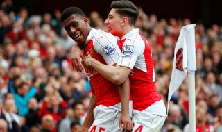 EPL 2015-16: Arsenal rout Watford 4-0 to keep title race alive