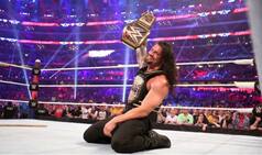 After his win at WrestleMania 32, Roman Reigns gets customized WWE World Heavyweight Championship title belt