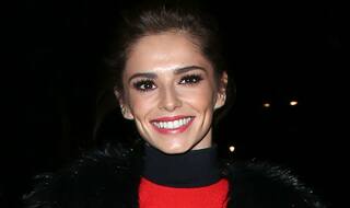 Compliments make One Direction singer Liam Payne's girlfriend Cheryl Fernandez-Versini feel awkward!