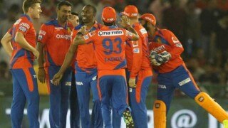 GL beat MI by 6 wkts, qualify for play-offs | LIVE Score Gujarat Lions (GL) vs Mumbai Indians (MI) IPL 2016 Match 54: GL 173/4 in 17.5 Overs