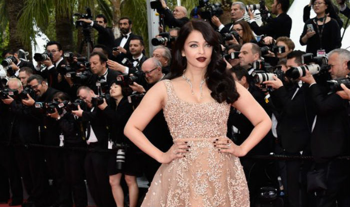 Cannes 2022: Deepika Padukone Is An Object Lesson In How To Slay The Red  Carpet