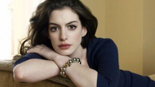 Anne Hathaway to make film version of her play 'Grounded'