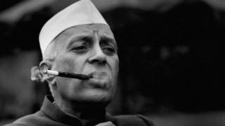 Modi, Rahul Pay Tributes to Nehru on His 131st Birth Anniversary