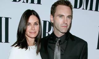 Johnny McDaid tweets sweet birthday message for Courtney Cox!
