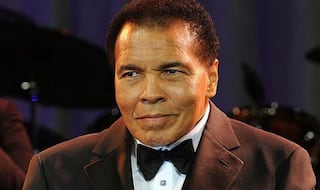 'Grief-stricken' Hollywood reacts to Muhammad Ali's death