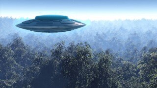 Large Blue UFO Spotted Over Hawaiian Island of Oahu Before it Fell into the Ocean