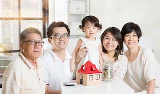 5 Tips to Lower Costs and Maximize Your Visiting Relative’s Travel Medical Insurance