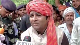 Sangeet Som Profile: मुजफ्फरनगर दंगों के बाद संगीत सोम पर लगा था NSA, जानिए भाजपा के फायरब्रांड नेता के बारे में सब कुछ