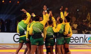 Patna Pirates Beat Bengal Warriors 47-44 in the Qualifier 2 of PKL 2017