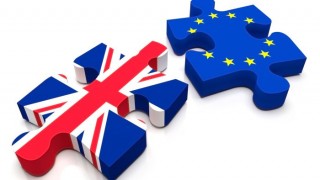 European Union Publishes Draft Brexit Deal, Michel Barnier Outlines Agreement
