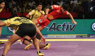 Pro Kabaddi PKL 4 2016 Bengaluru Bulls vs Telugu Titans Video Highlights: Bengaluru Bulls edge Telugu Titans 30-28