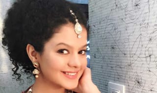 Who made Palak Muchhal cry?