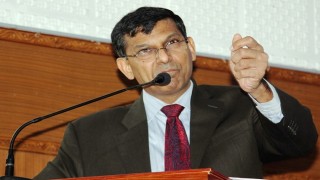 Raghuram Rajan gifts India with long awaited UPI system in 21 banks; inches closer to cashless transfer