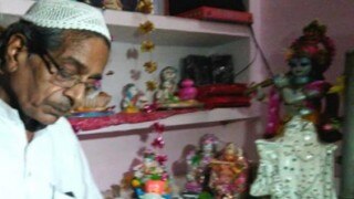 Muslim family celebrats Janmashtami for 29 years in Kanpur