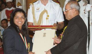 सिंधु, साक्षी, दीपा और जीतू को मिला 'राजीव गांधी खेल रत्न' पुरस्कार