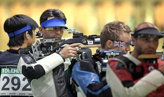 Rio Olympics 2016: Abhinav Bindra qualifies for 10m Air Rifle Finals, Gagan Narang crashes out