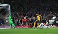 UEFA Champions League 2016: Atletico Madrid outplays Bayern Munich; Arsenal continue with their good run