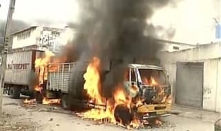 Violence over Cauvery dispute: Bengaluru Metro shut; BMTC, KRSTC bus services to Tamil Nadu suspended; 15,000 police personnel deployed