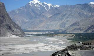What is the Indus Waters Treaty and can India abrogate it?