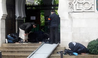 One in four French Muslims in 'revolt' against secular laws: study