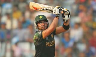 Umar Akmal Charged Under PCB   s Anti-Corruption Code, Lifetime Ban on Cards