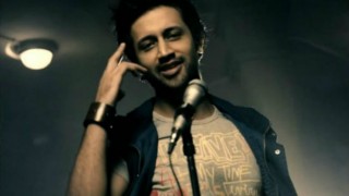 Pakistani Singer Atif Aslam Mercilessly Trolled For His Tweet on Scrapping of Article 370