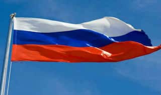 Russia says its oil firms ready to back curbs with OPEC