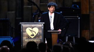 Bob Dylan can't make Nobel ceremony: Swedish Academy