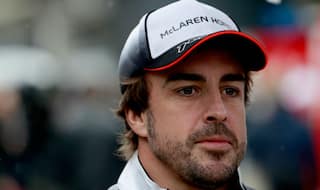 Brazilian Grand Prix: Fernando Alonso warns Sebastian Vettel over track behaviour