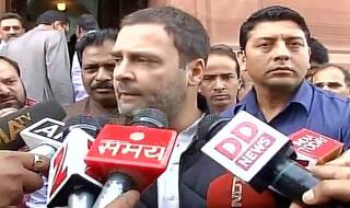राहुल गांधी: नोटबंदी का फैसला सबसे घटिया, पेटीएम का असली मतलब पे टू मोदी।