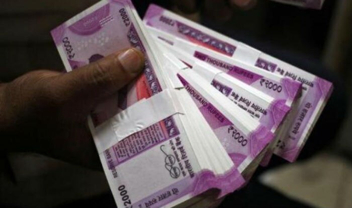 Rs 2 000 Notes Can Be Demonetized Without Disruption Ex Dea Secretary Garg India Com