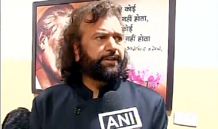 Singer Hans Raj Hans joins BJP