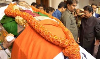 डाॅक्टरों ने अफवाओं को किया खारिज, कहा शशिकला को थी जया के इलाज की सारी जानकारी
