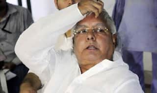 Lalu Prasad Yadav attacks BJP-RSS leaders, asks RJD workers to tie old cow outside their homes