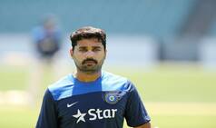 Watch: Local boy Murali Vijay stays back to thank groundsmen and pitch curator