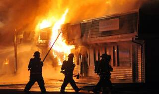 Uttar Pradesh: Three shops selling meat set ablaze in Hathras