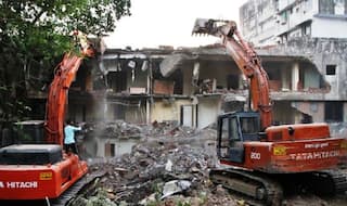 लॉज के तहखाने में छिपे हुए थे 274 कमरे, कंडोम और शराब मिलने के बाद सेक्स रैकेट का शक