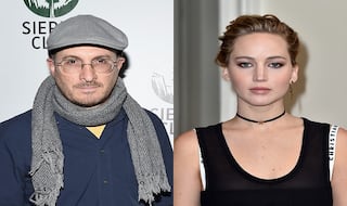 Jennifer Lawrence wants Darren Aronofsky to stay with her