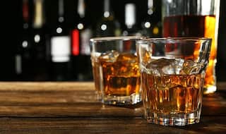 Drink Draught Beer & IMFL Whisky for Rs 50 at this Andheri East bar only this weekend!