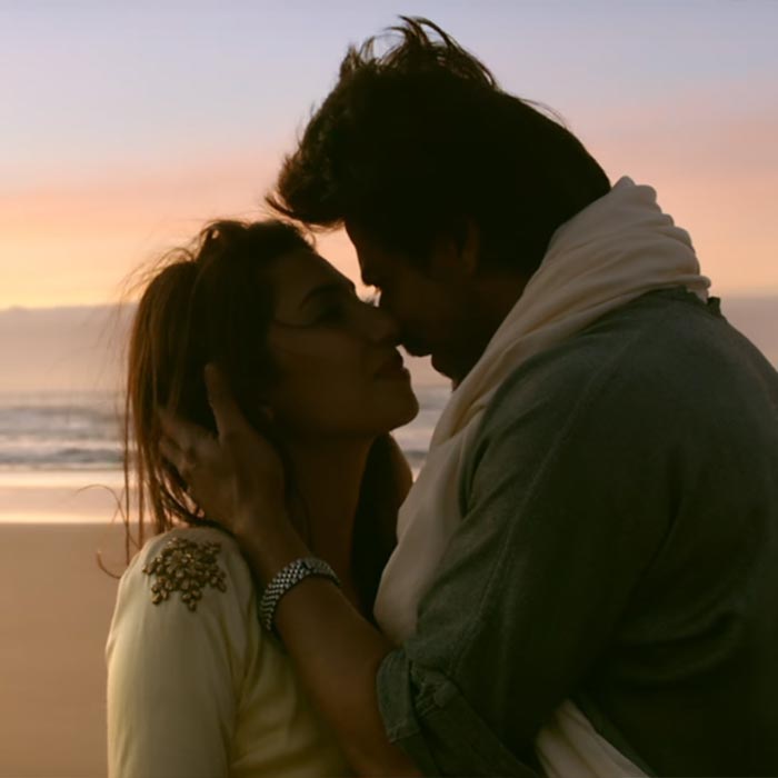 Mahira Khan Sex Video Com Full Hd - Mahira Khan in Raees Song Zaalima looks ethereal: Top 4 looks of ...