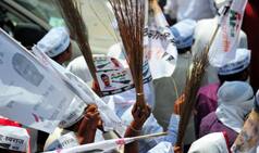 Punjab Assembly Elections 2017: Many join AAP's 'call campaign', make 15,000 calls daily to persuade voters