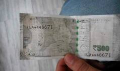 New Rs 500 note with its ink faded goes viral on Twitter! Picture shows everything wrong with the currency