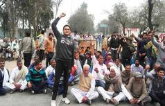 Jat stir continues, modalities of talks being worked out