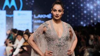 OMFG! Bipasha Basu looked insanely hot in Falguni and Shane Peacock's nude outfit at LFW 2017!