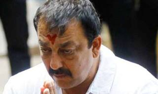 जब संजय दत्त की वजह से हुए उनके माँ-बाप शर्मिंदा, लेकिन अब हो रहा है उन्हें पछतावा