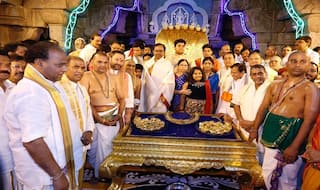 Telangana CM K Chandrasekhara Rao offers Rs 5.5 crore worth gold ornaments at Tirupati Temple
