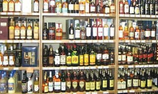 Pakistan court orders closure of liquor shops in Sindh
